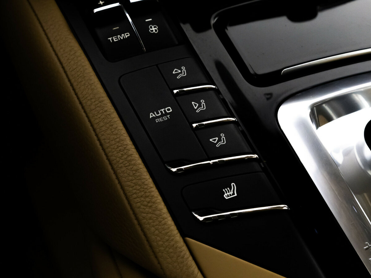 Porsche Cayenne 2014 года с пробегом. Фото: #14