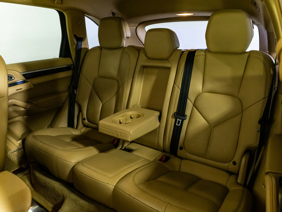 Porsche Cayenne 2014 года с пробегом. Фото: #18