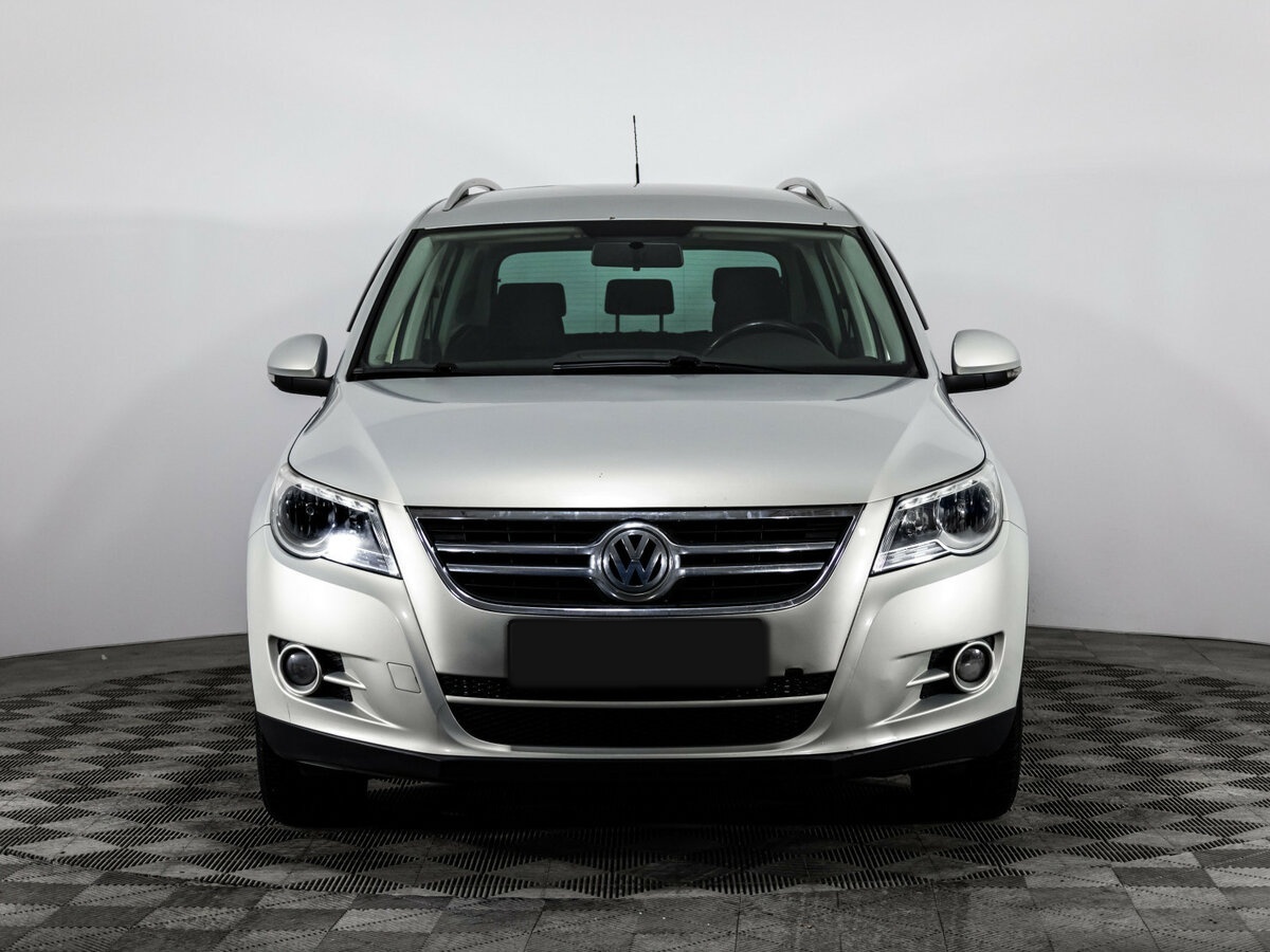 Volkswagen Tiguan 2011 года с пробегом. Фото: #1