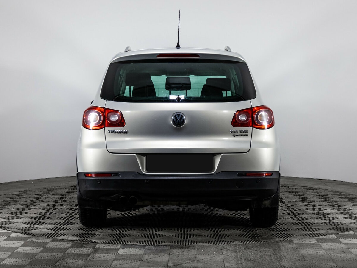 Volkswagen Tiguan 2011 года с пробегом. Фото: #4