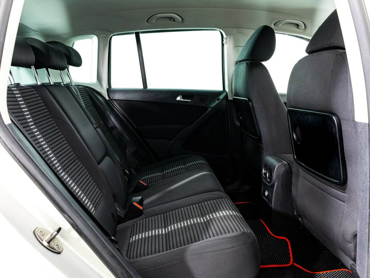 Volkswagen Tiguan 2011 года с пробегом. Фото: #11