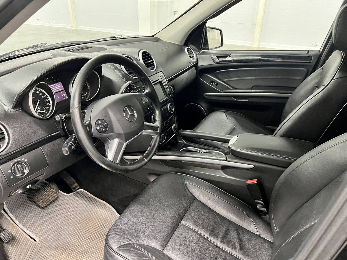 Mercedes-Benz GL-Класс 2011 года с пробегом. Фото: #15