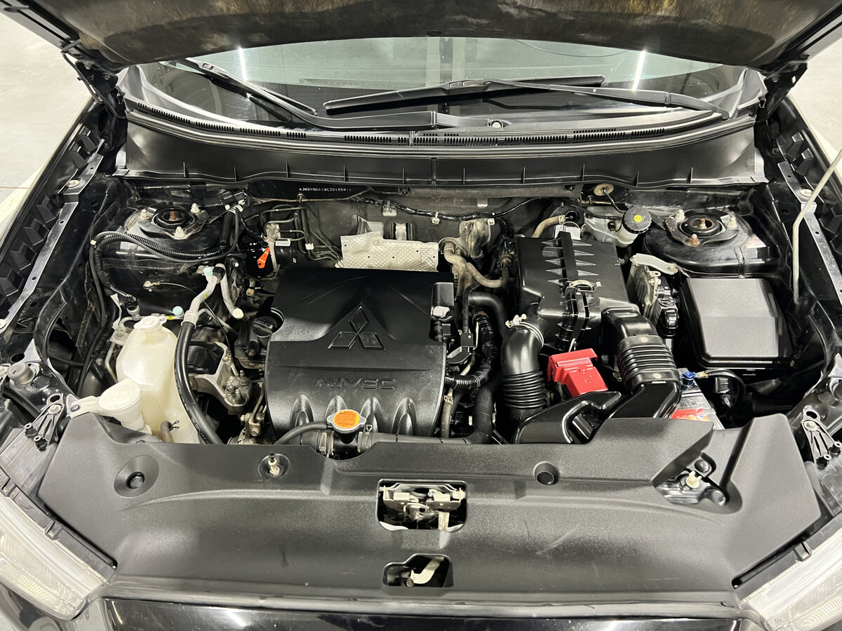 Б/У Митсубиши АС-Икс 2012 года. Фото: #6