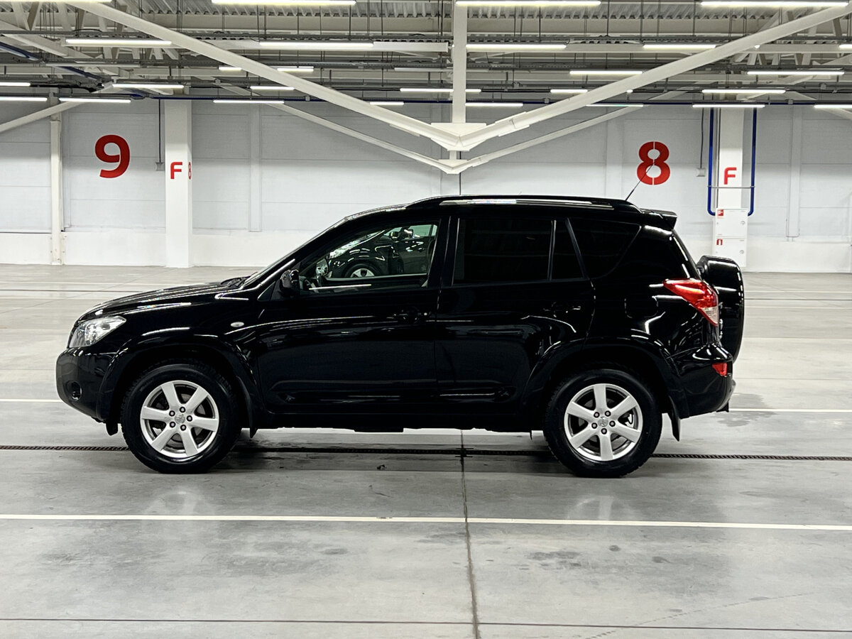 Toyota RAV4 2008 года с пробегом. Фото: #7