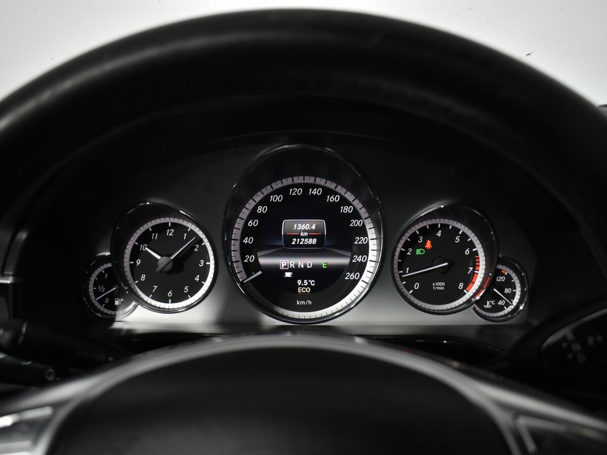 Mercedes-Benz E-Класс 2012 года с пробегом. Фото: #13