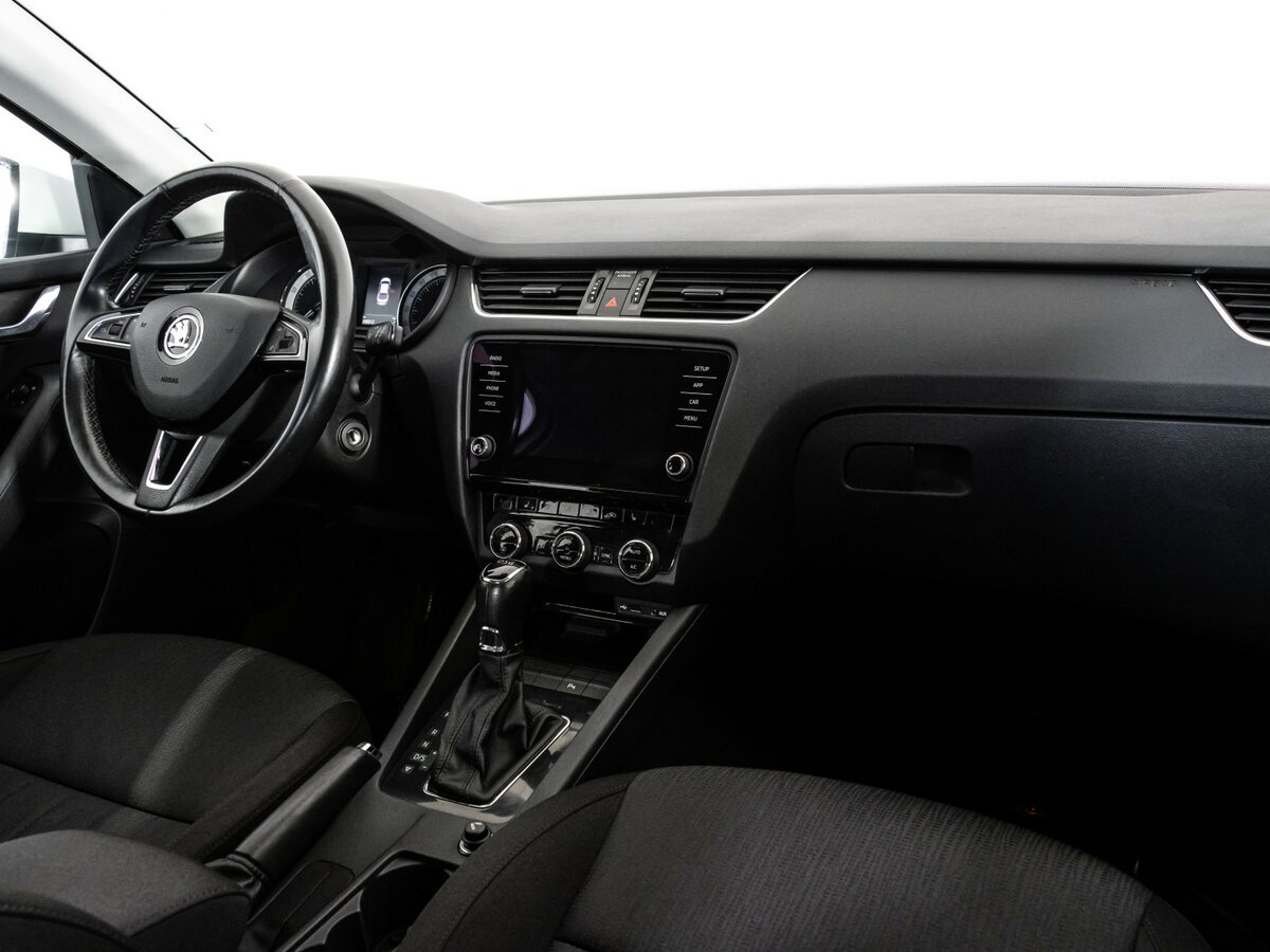 Б/У Шкода Октавия 2017 года. Фото: #6