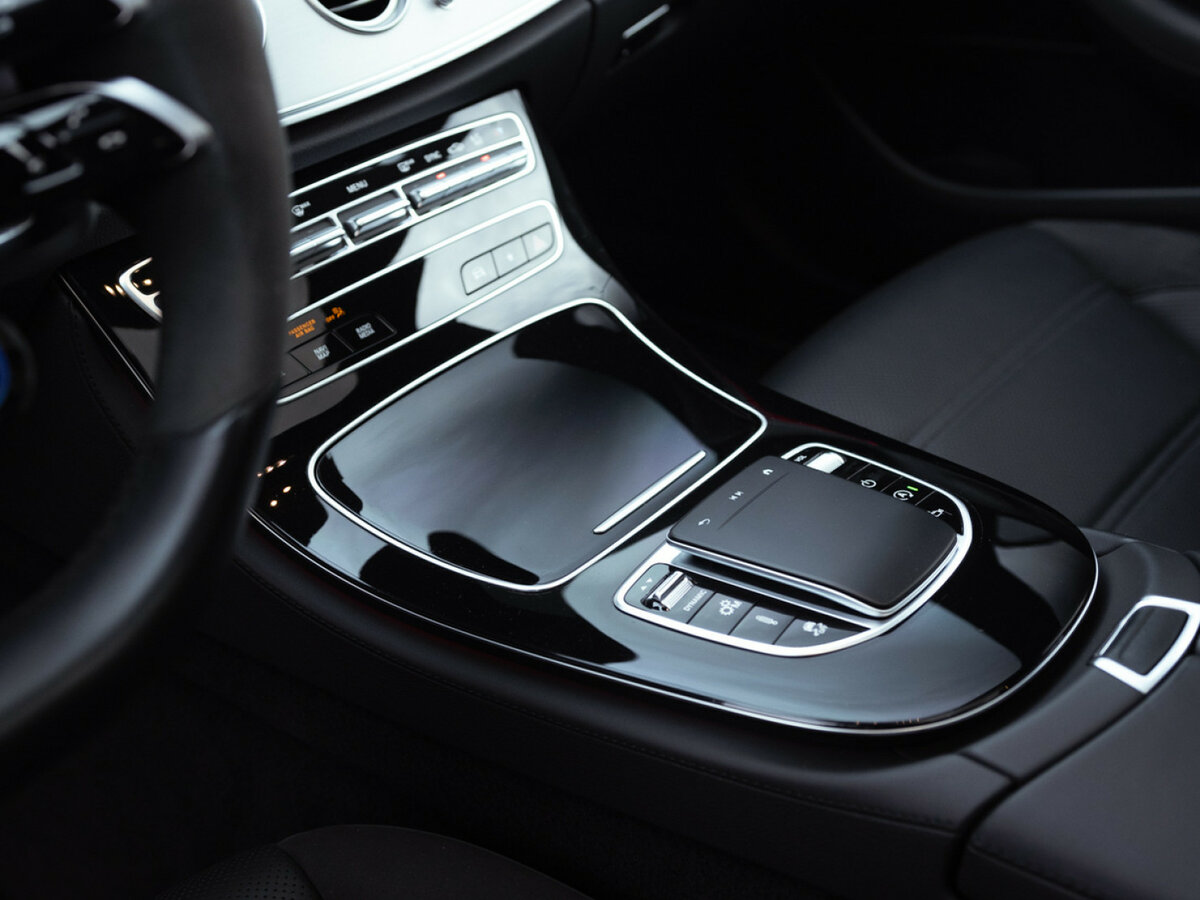 Mercedes-Benz E-Класс AMG 2021 года с пробегом. Фото: #12