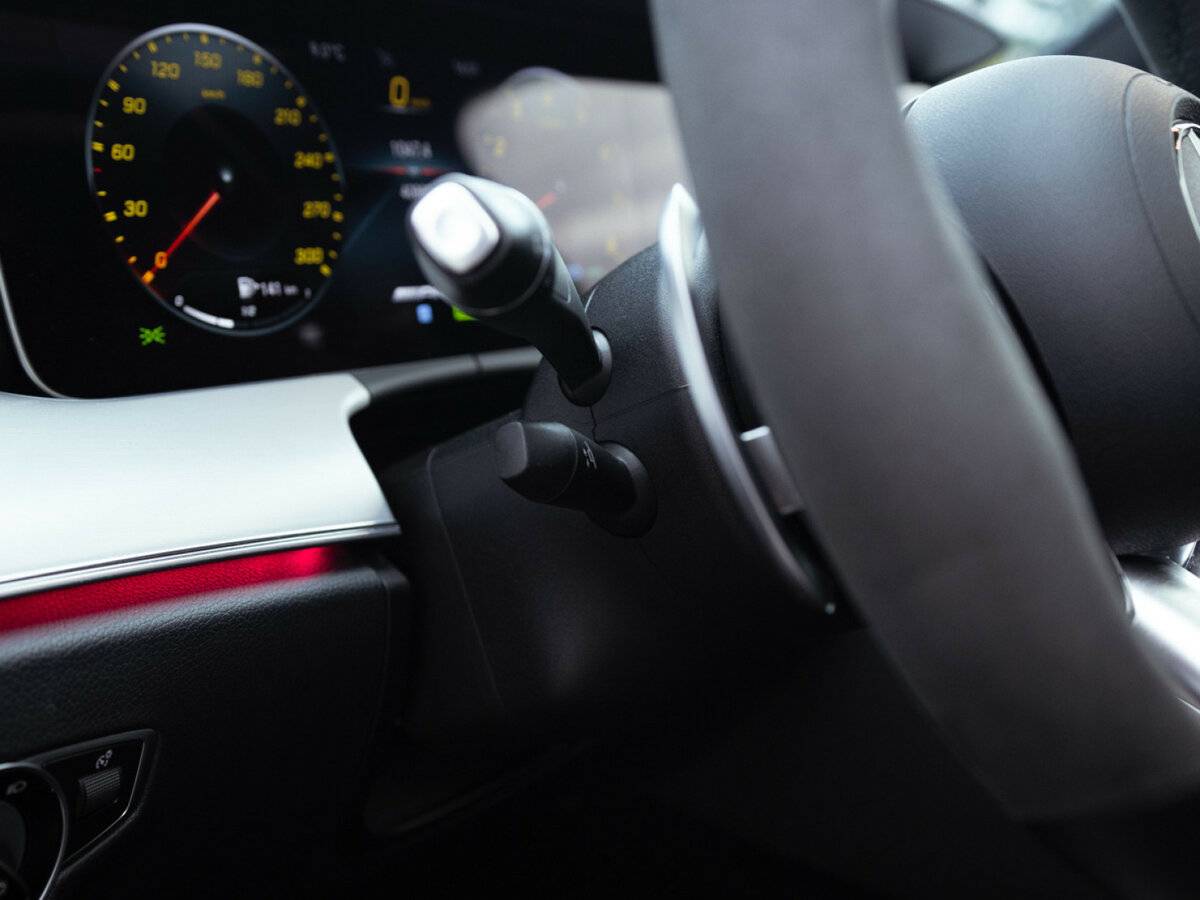 Mercedes-Benz E-Класс AMG 2021 года с пробегом. Фото: #13