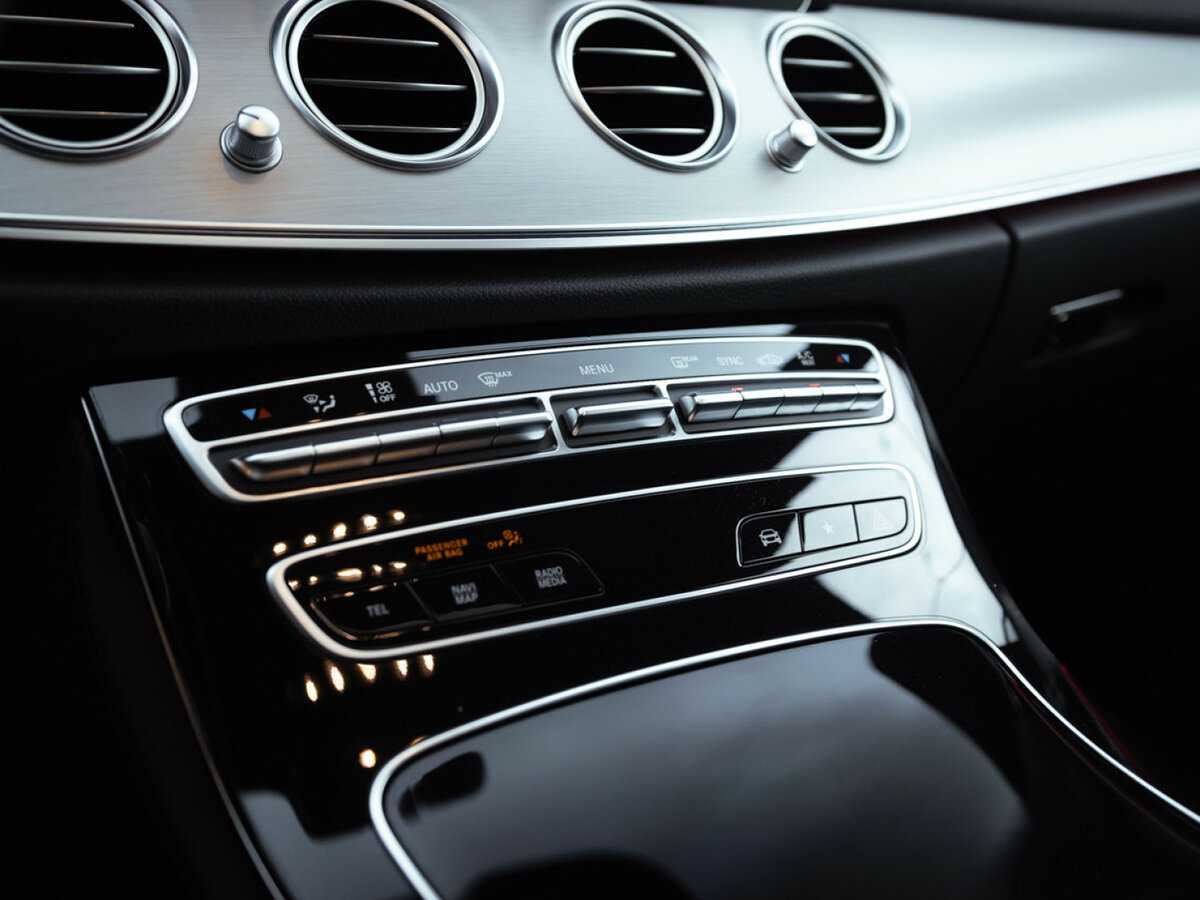 Mercedes-Benz E-Класс AMG 2021 года с пробегом. Фото: #24