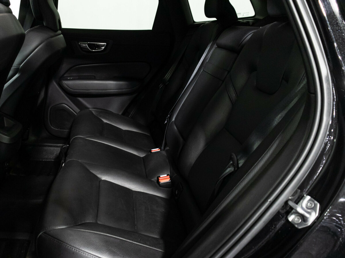 Volvo XC60 2020 года с пробегом. Фото: #7