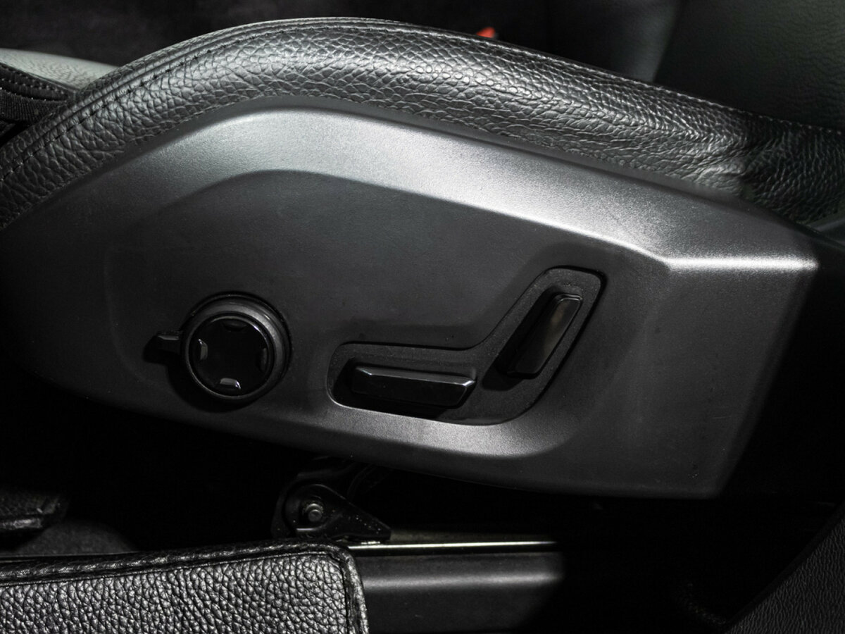 Volvo XC60 2020 года с пробегом. Фото: #13