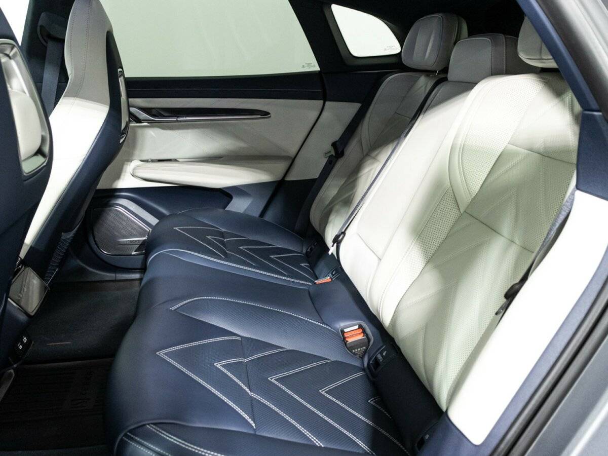 Zeekr 001 2023 года с пробегом. Фото: #9