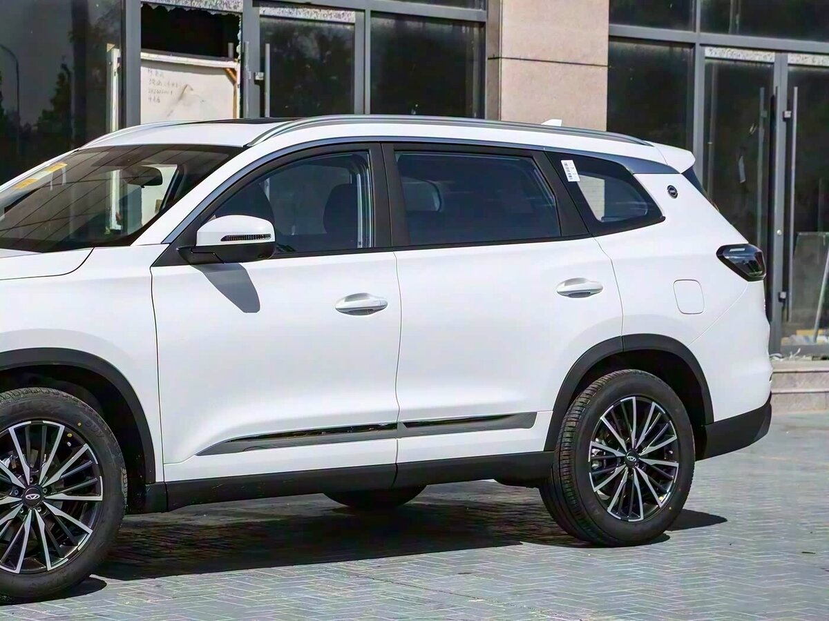 Chery Tiggo 8 2025 года с пробегом. Фото: #1