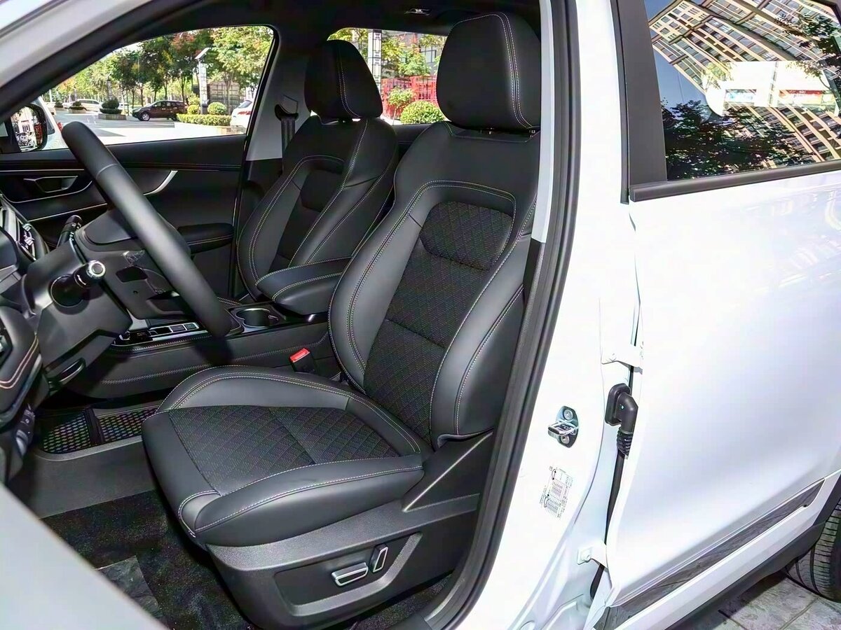 Chery Tiggo 8 2025 года с пробегом. Фото: #11