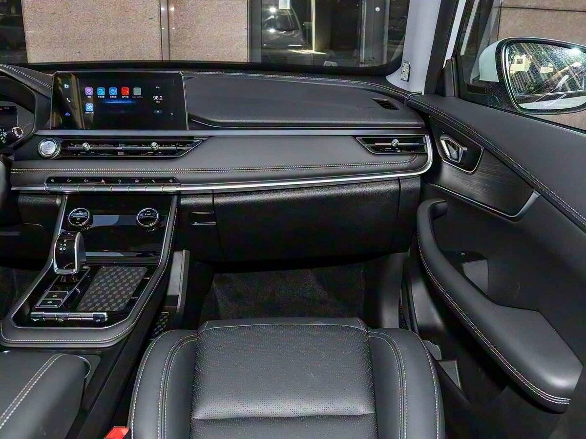 Chery Tiggo 8 2025 года с пробегом. Фото: #17