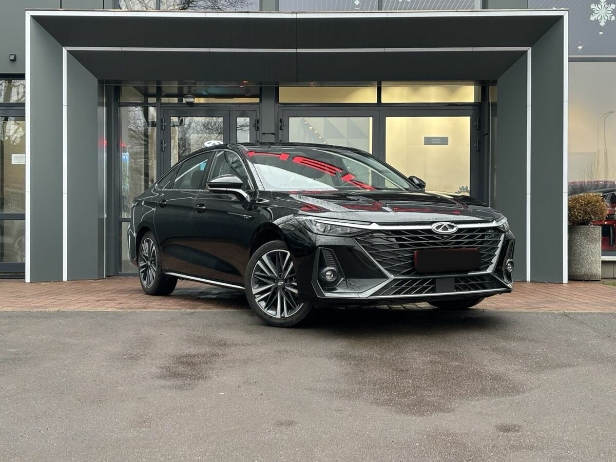 Chery Arrizo 8 2024 года с пробегом. Фото: #2