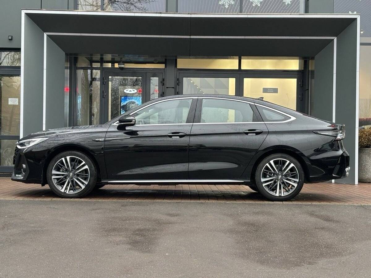 Chery Arrizo 8 2024 года с пробегом. Фото: #7