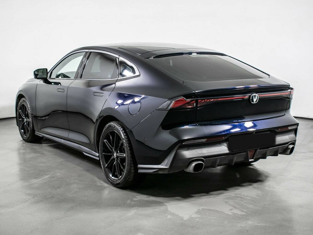 Changan UNI-V 2023 года с пробегом. Фото: #6