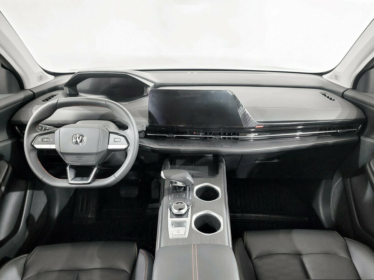 Changan UNI-S (CS55 Plus) 2024 года с пробегом. Фото: #4