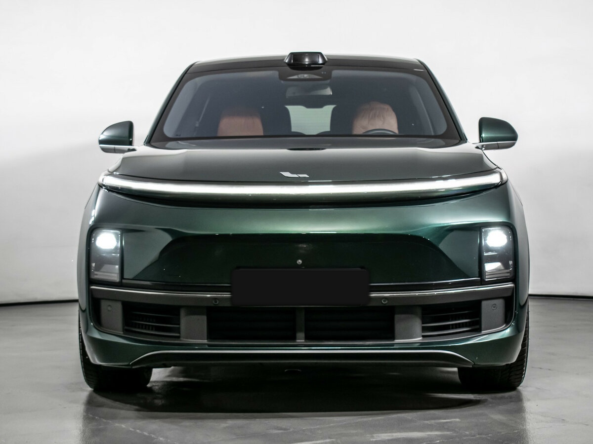 LiXiang L9 2023 года с пробегом. Фото: #1