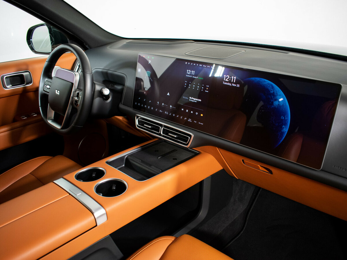 LiXiang L9 2023 года с пробегом. Фото: #14