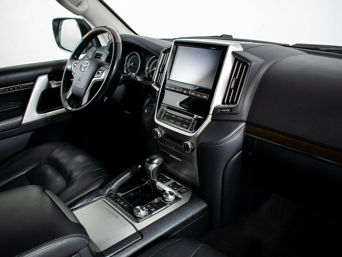 Toyota Land Cruiser 2019 года с пробегом. Фото: #10