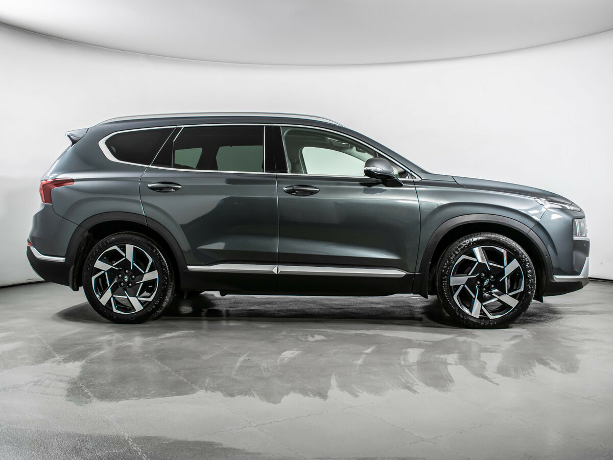 Hyundai Santa Fe 2022 года с пробегом. Фото: #3