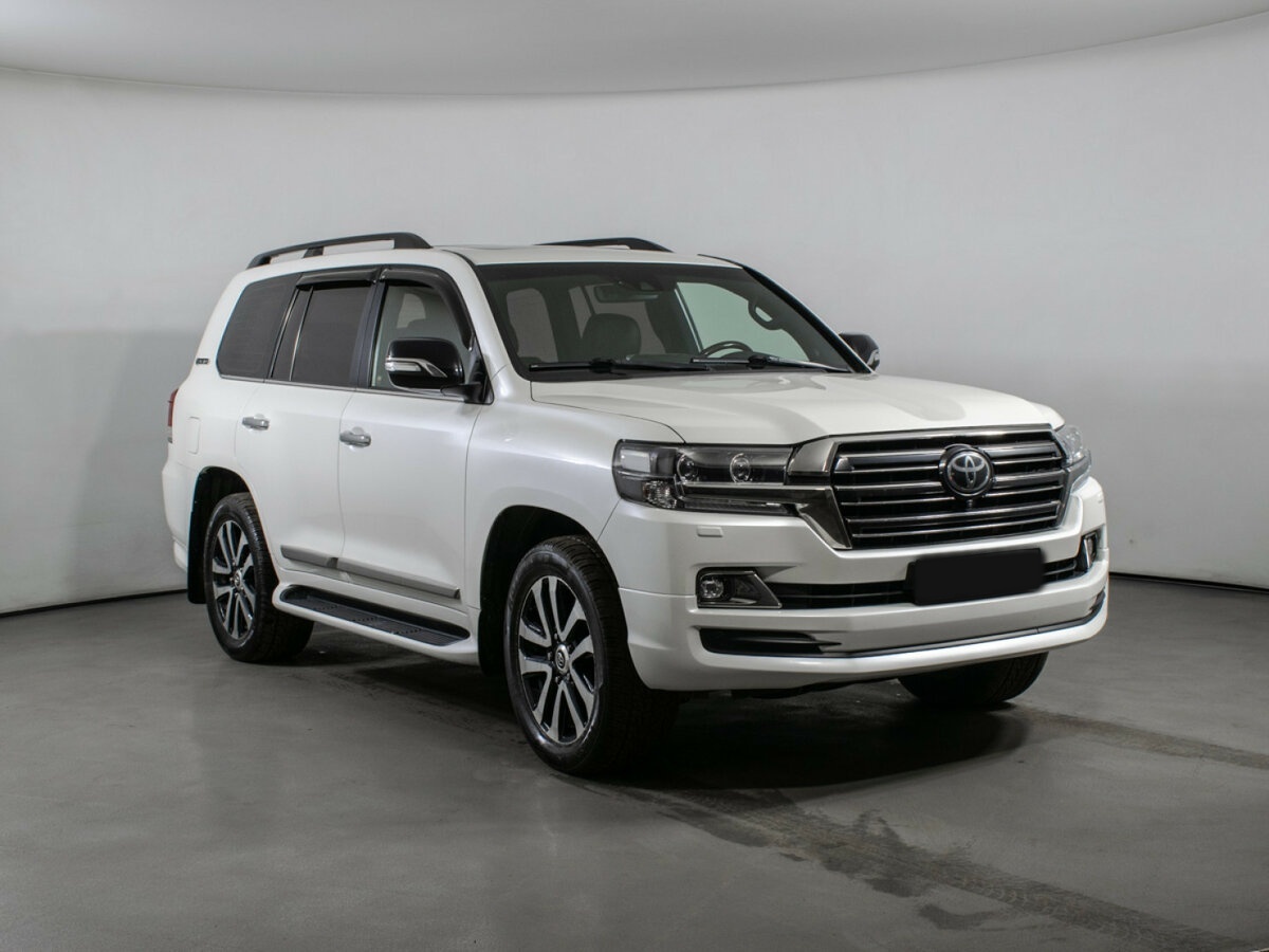 Toyota Land Cruiser 2017 года с пробегом. Фото: #2