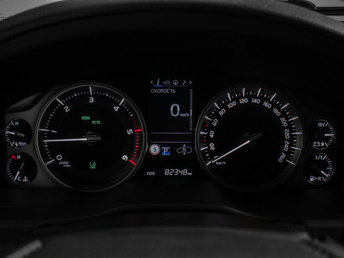 Toyota Land Cruiser 2017 года с пробегом. Фото: #11