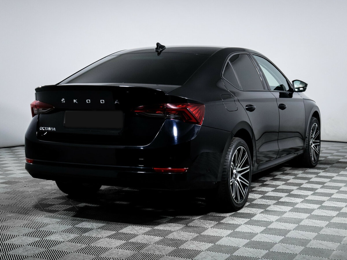 Skoda Octavia 2020 года с пробегом. Фото: #3