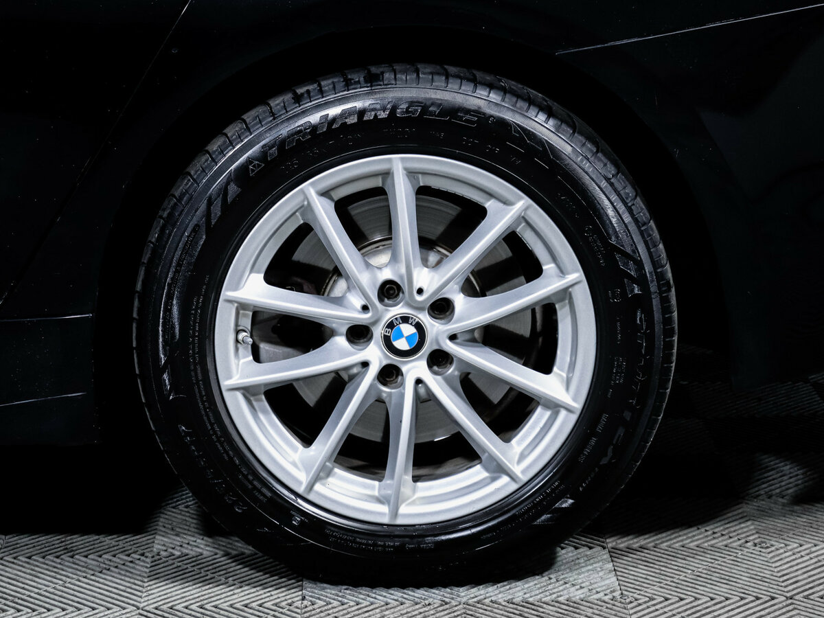 BMW 5 серии 2019 года с пробегом. Фото: #14