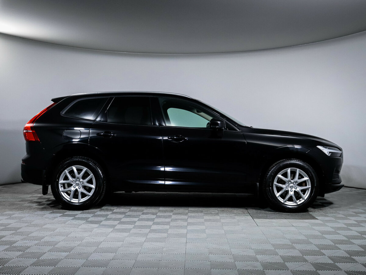 Volvo XC60 2021 года с пробегом. Фото: #3