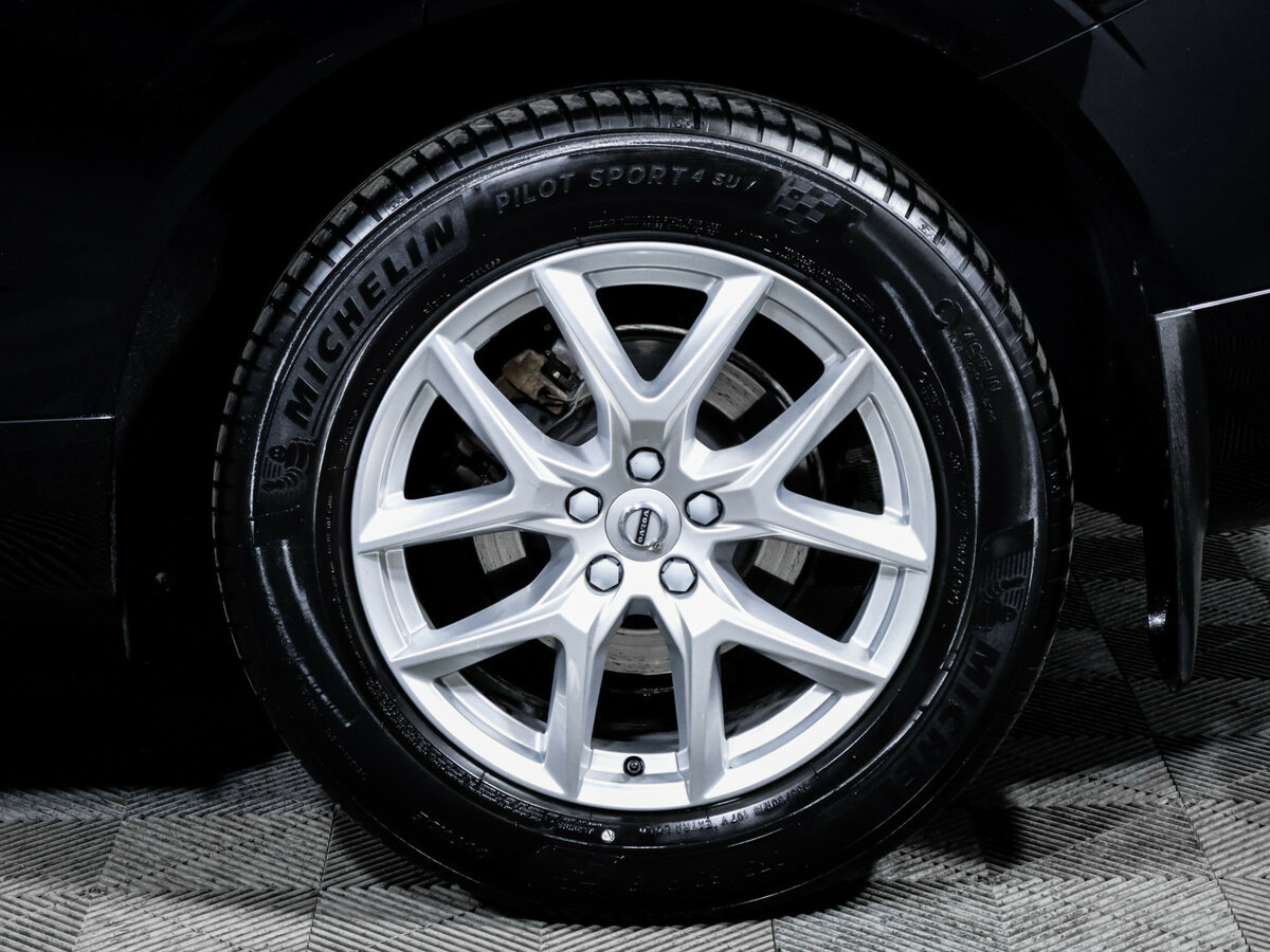 Volvo XC60 2021 года с пробегом. Фото: #13