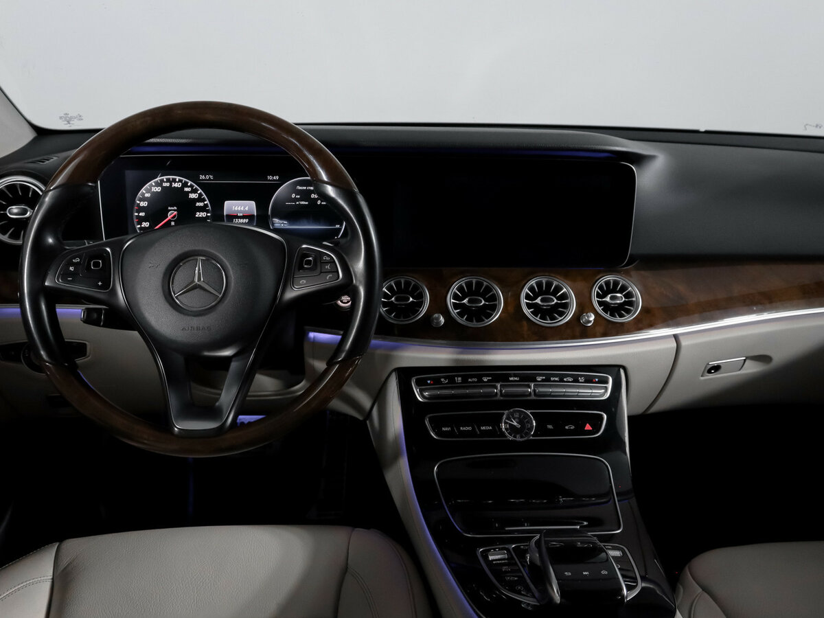 Mercedes-Benz E-Класс 2017 года с пробегом. Фото: #11