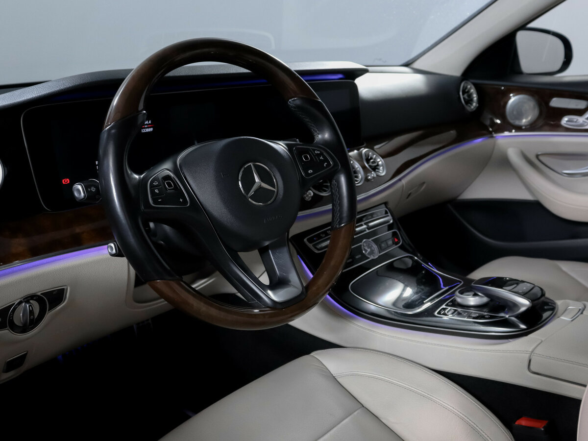 Mercedes-Benz E-Класс 2017 года с пробегом. Фото: #13