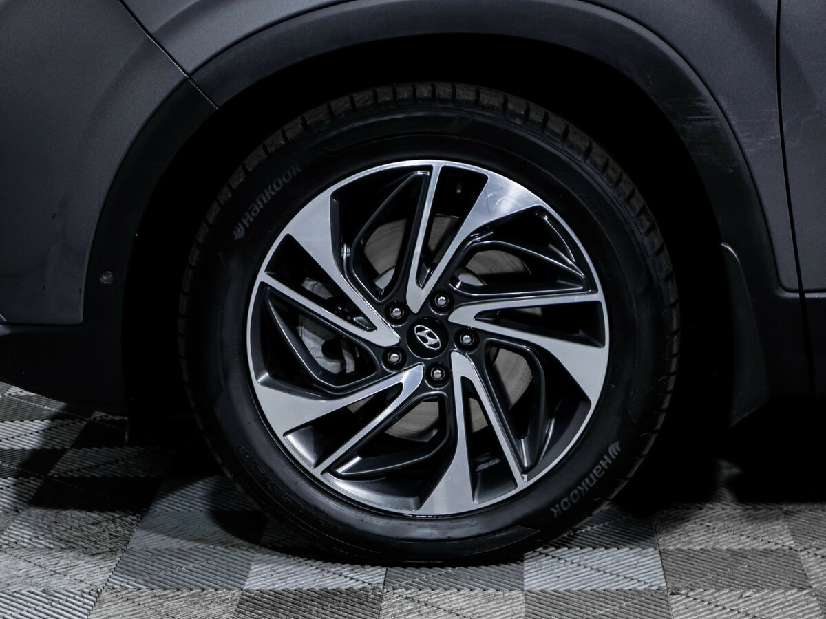 Hyundai Santa Fe 2019 года с пробегом. Фото: #14