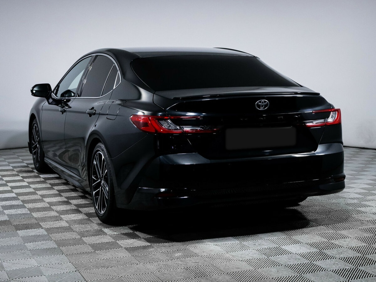 Toyota Camry 2024 года с пробегом. Фото: #6