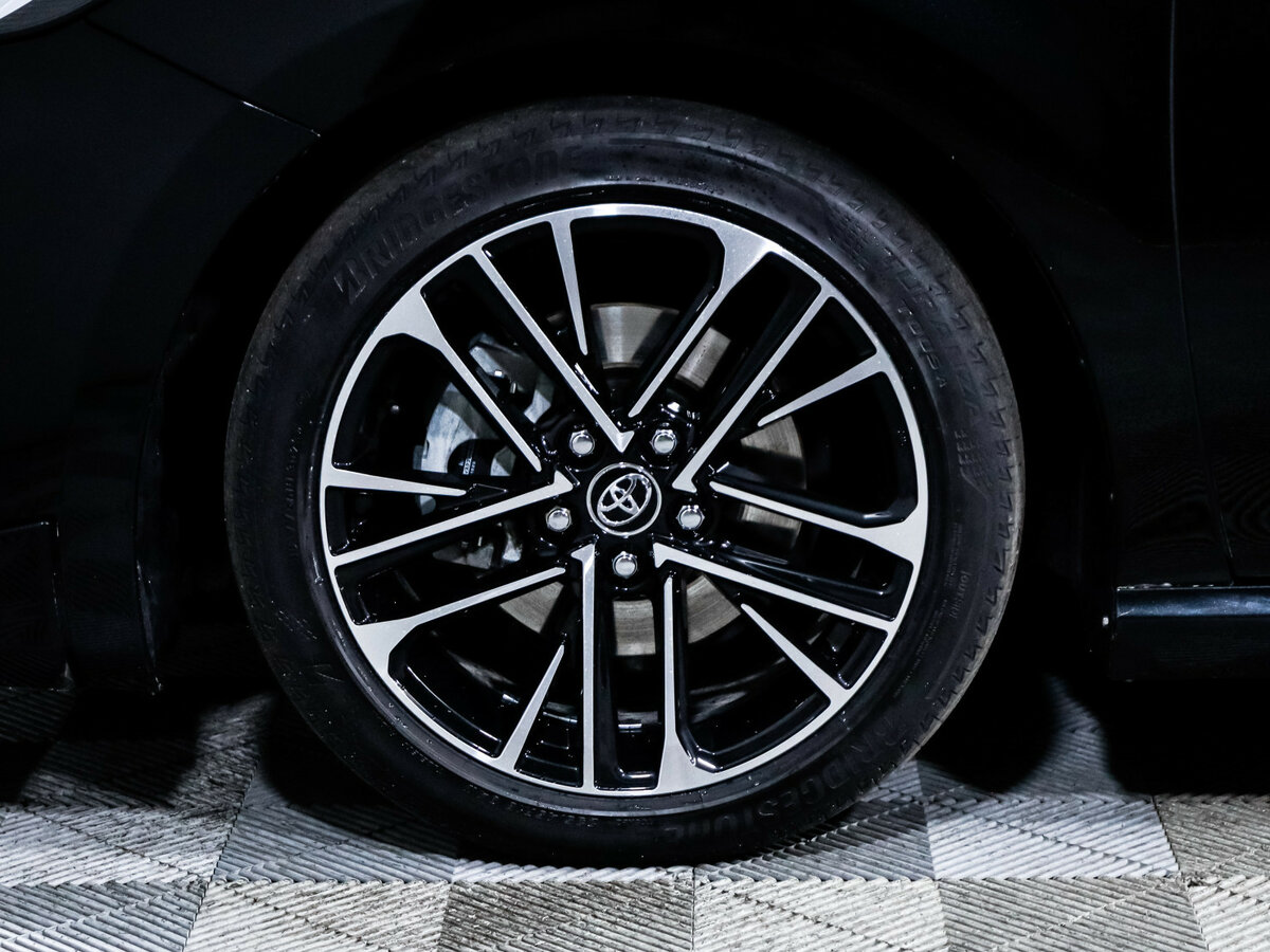 Toyota Camry 2024 года с пробегом. Фото: #13