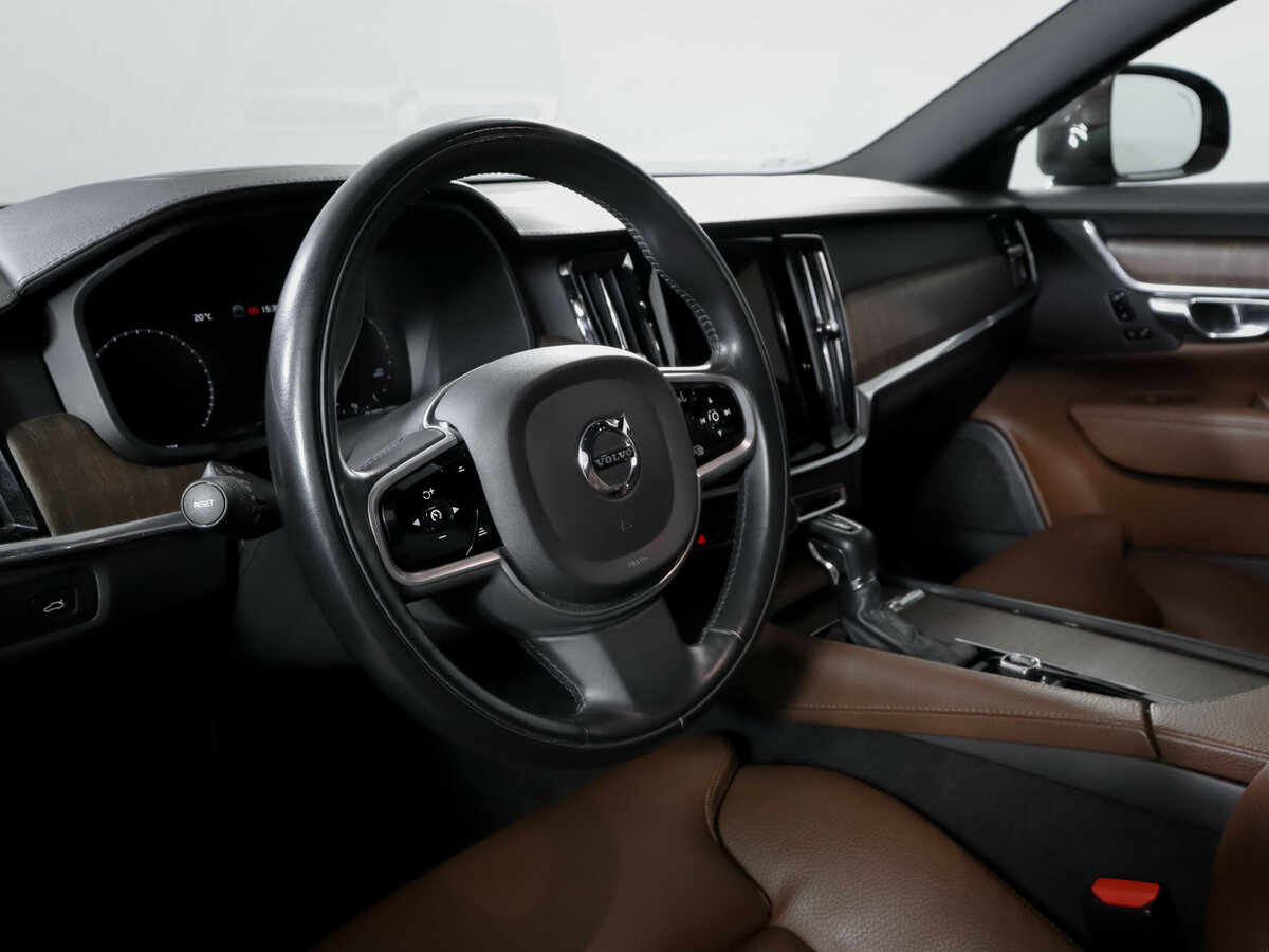 Volvo V90 Cross Country 2021 года с пробегом. Фото: #13