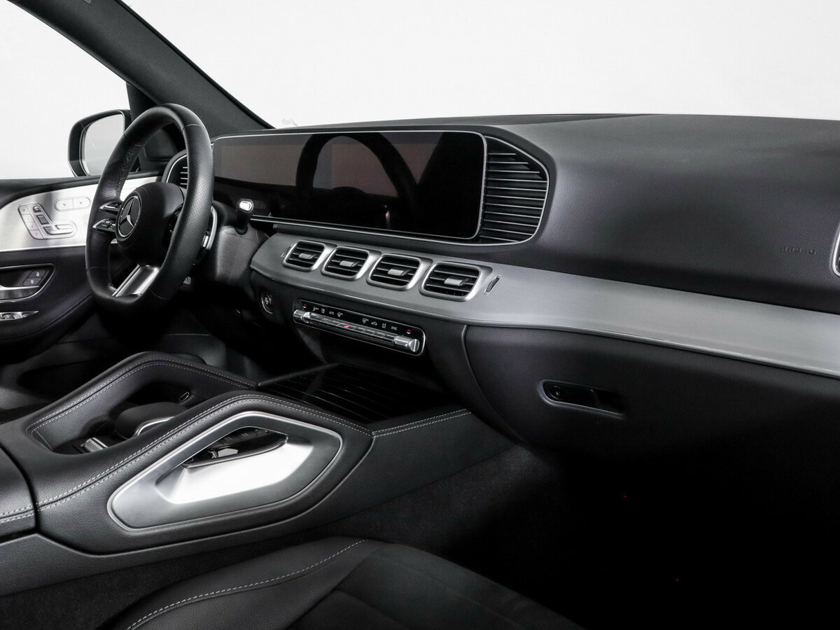 Mercedes-Benz GLE 2024 года с пробегом. Фото: #8