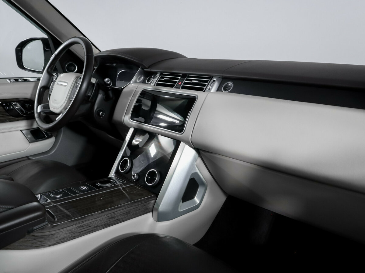 Land Rover Range Rover 2018 года с пробегом. Фото: #8