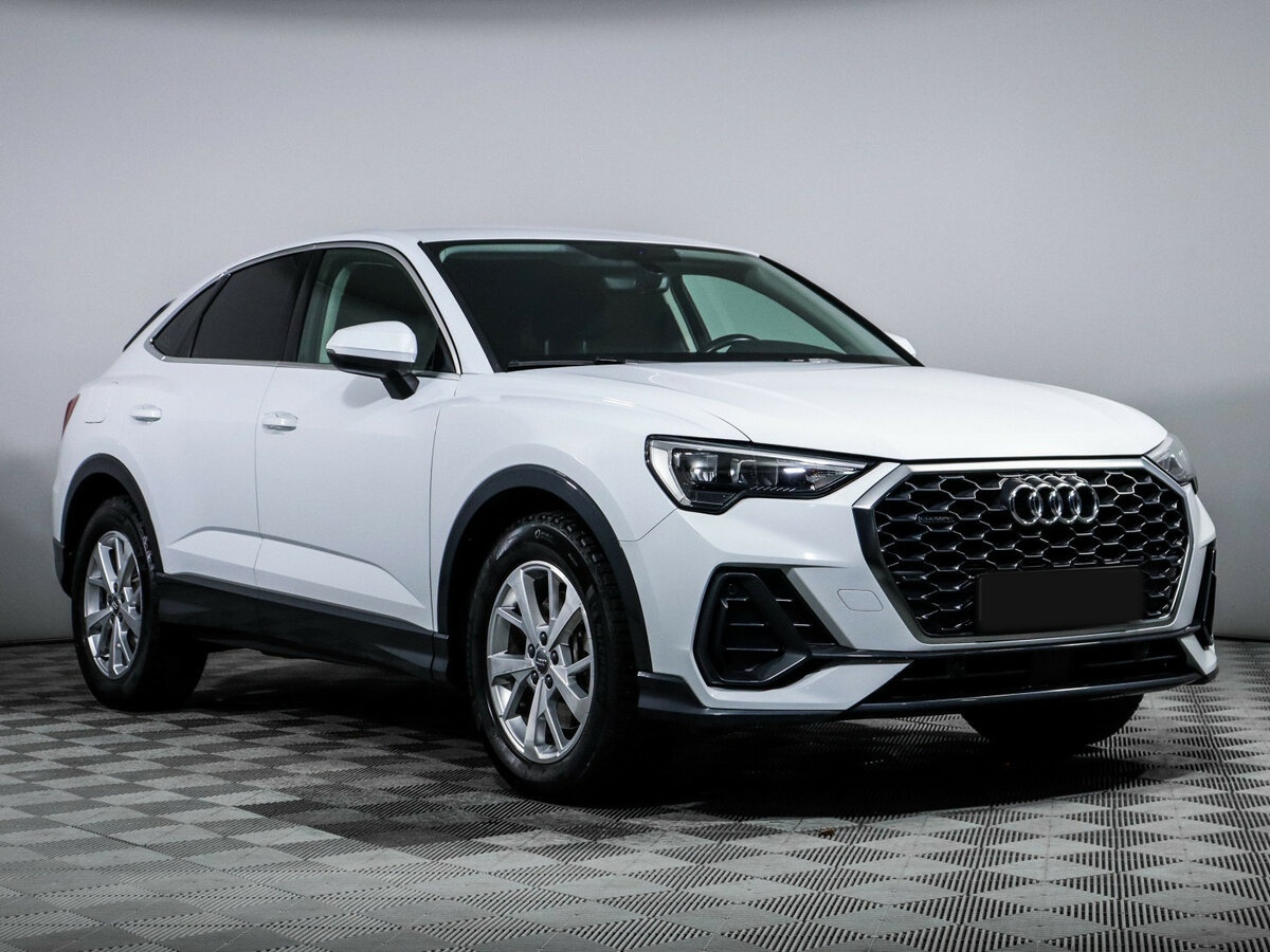 Audi Q3 Sportback 2020 года с пробегом. Фото: #2