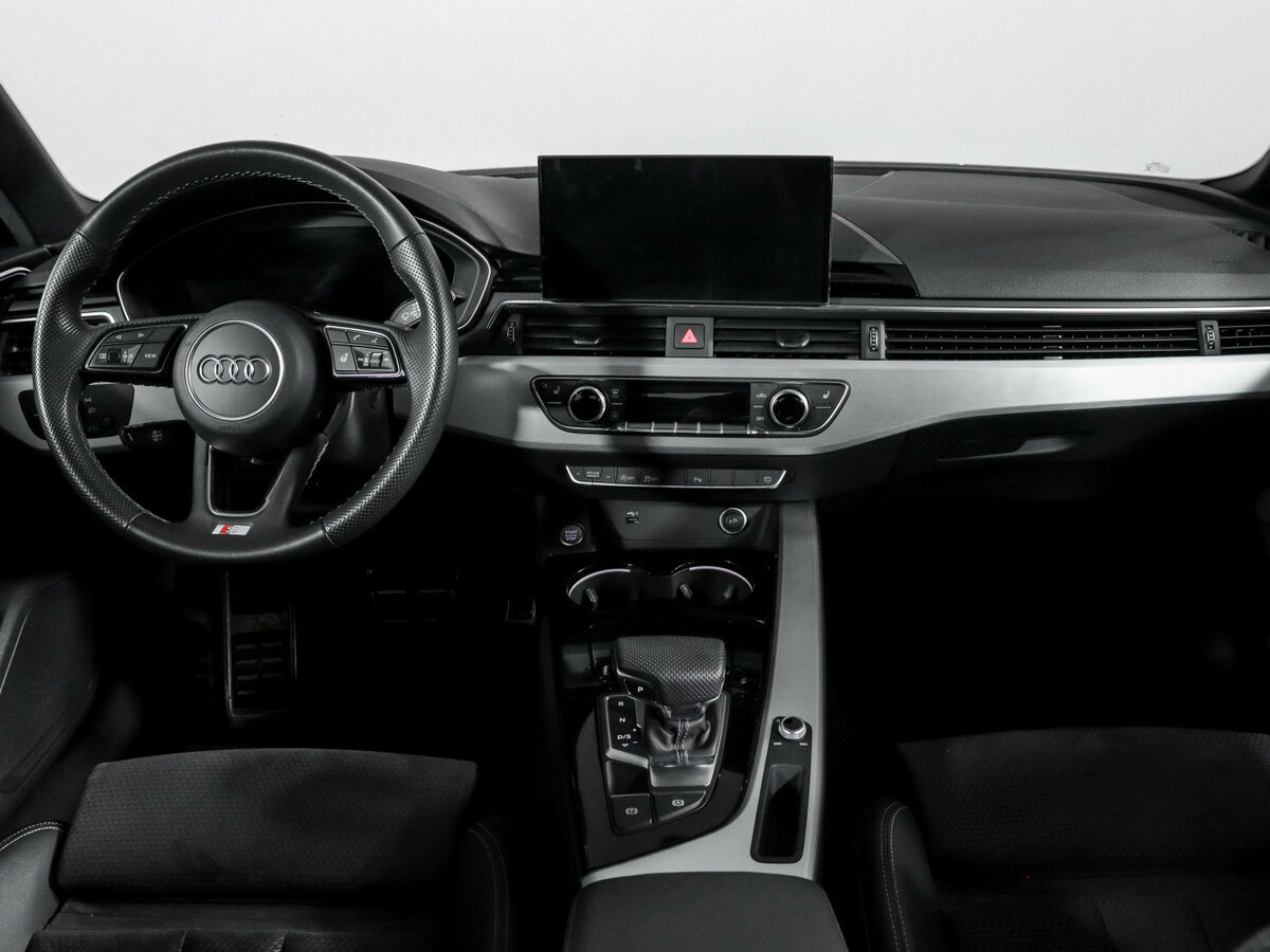 Audi A4 2020 года с пробегом. Фото: #8