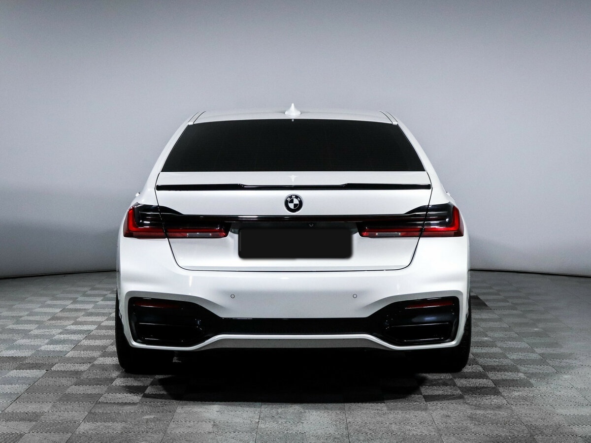 BMW 7 серии 2020 года с пробегом. Фото: #5