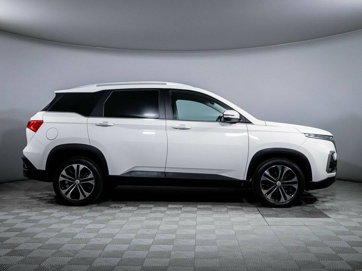 Chevrolet Captiva 2022 года с пробегом. Фото: #3