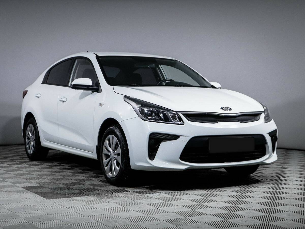 Kia Rio 2018 года с пробегом. Фото: #2