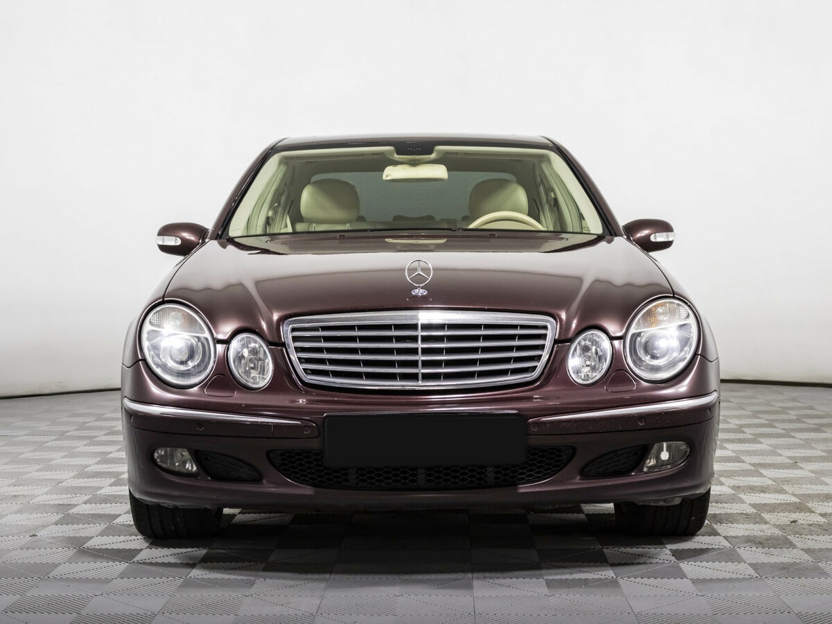 Mercedes-Benz E-Класс 2006 года с пробегом. Фото: #1