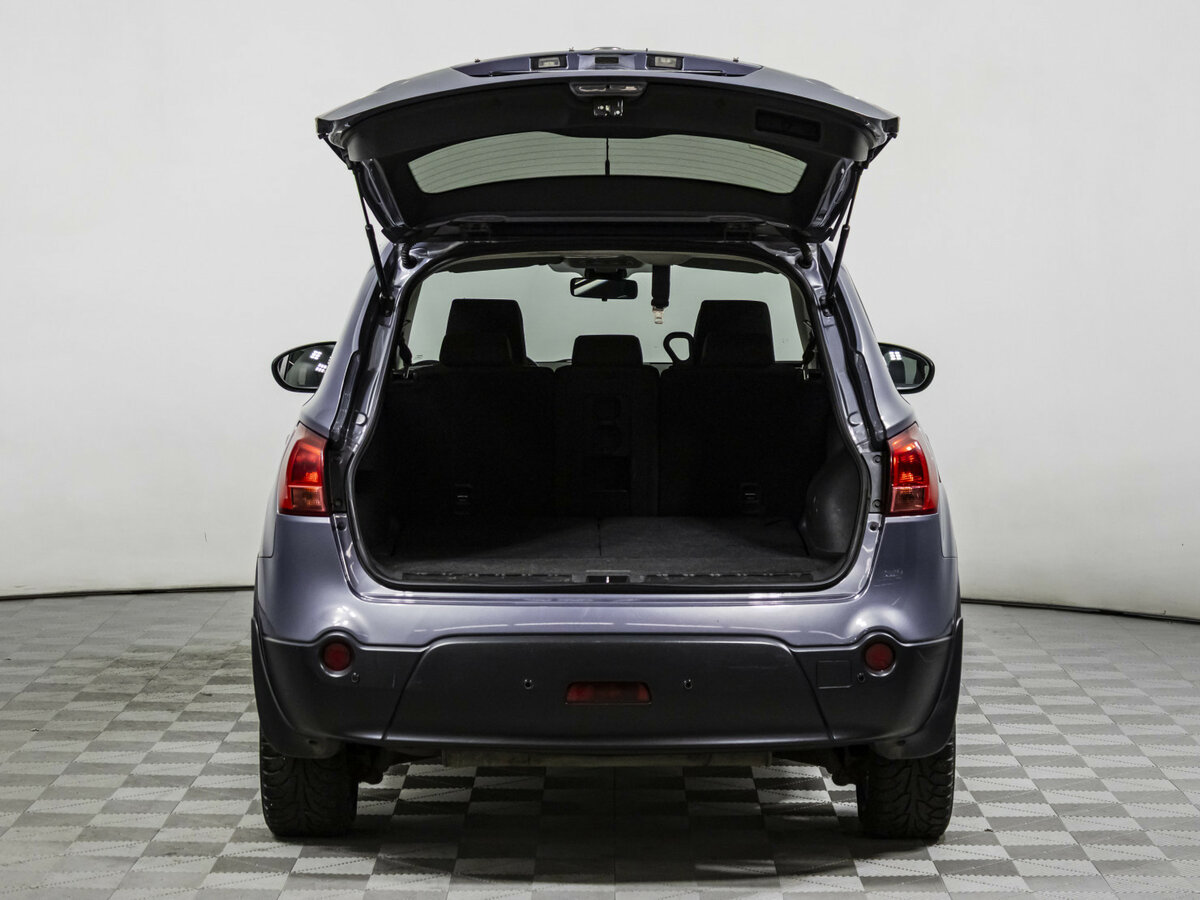 Nissan Qashqai+2 2009 года с пробегом. Фото: #14