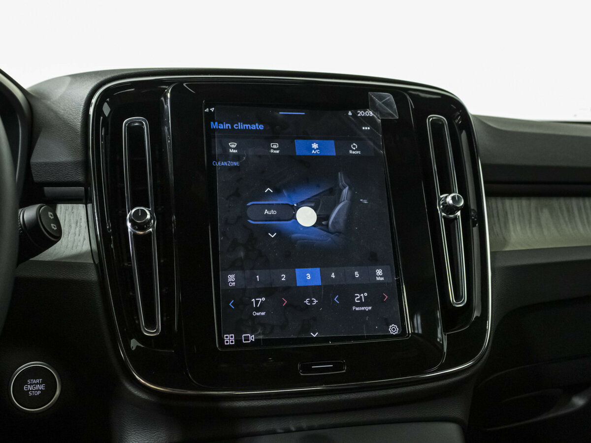 Volvo XC40 2024 года с пробегом. Фото: #12