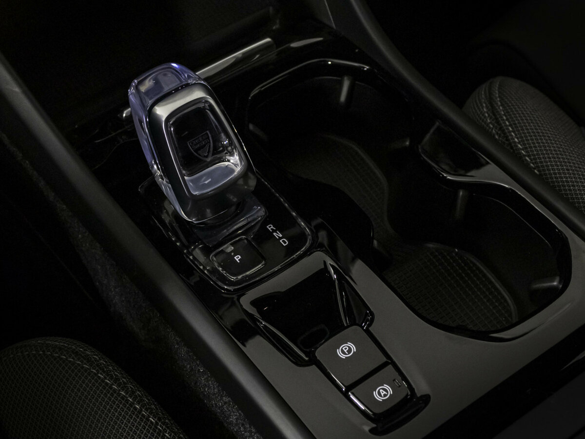 Volvo XC40 2024 года с пробегом. Фото: #17